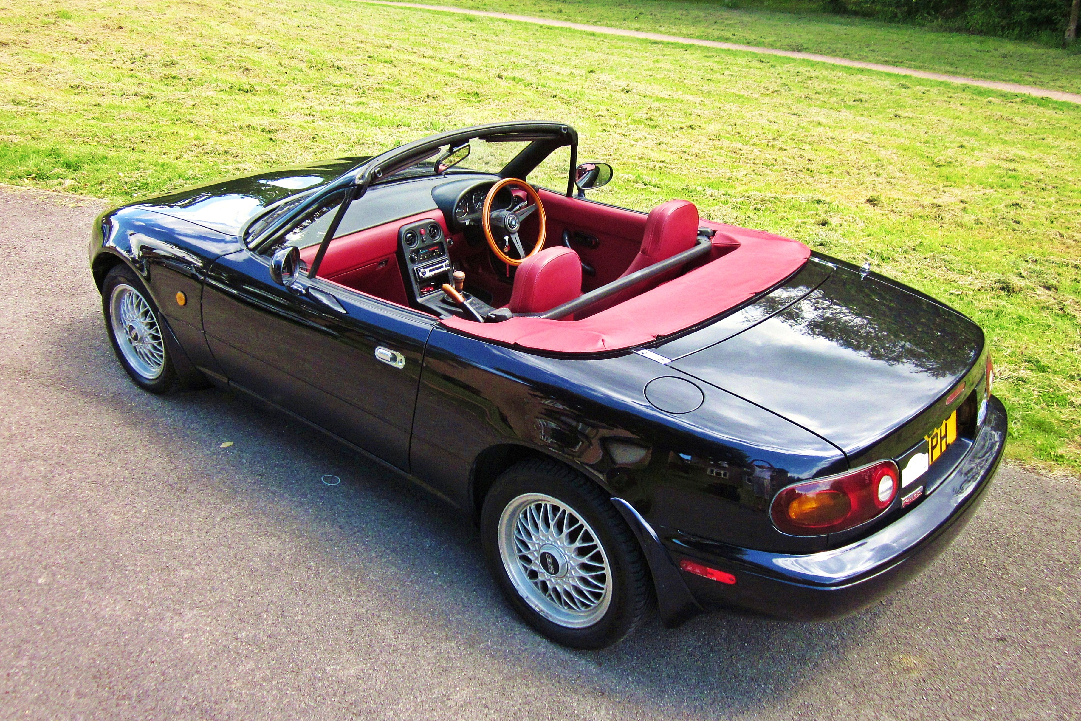 MX5.JPG